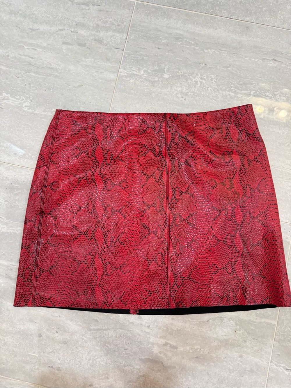 Alice + Olivia Red Faux-Snakeskin Mini Skirt